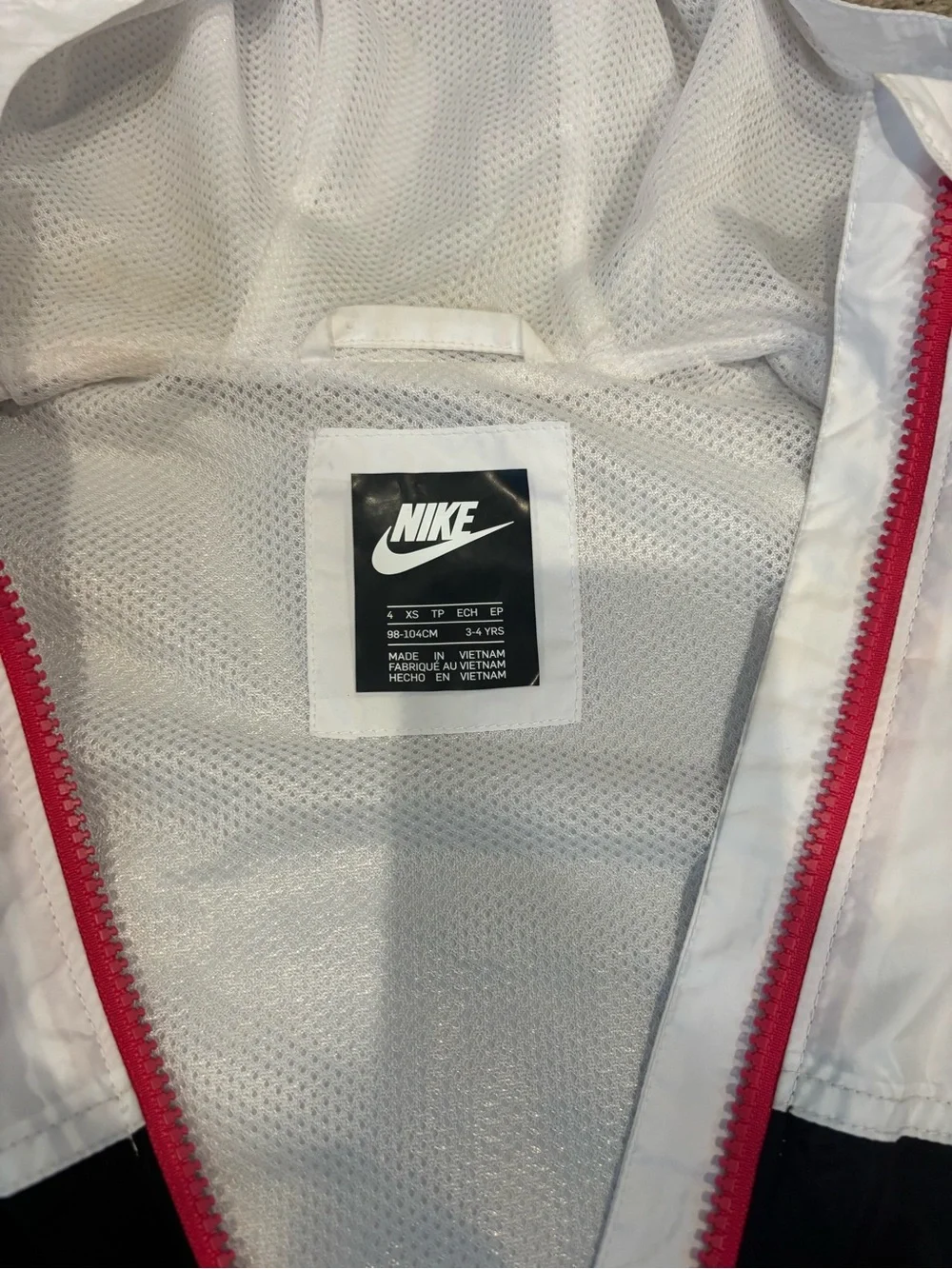 Girls Nike White and Black Hooded Windbreaker with Pink Accents